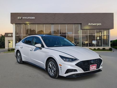 Used 2023 Hyundai Sonata SEL w/ Convenience Package FWD image 1