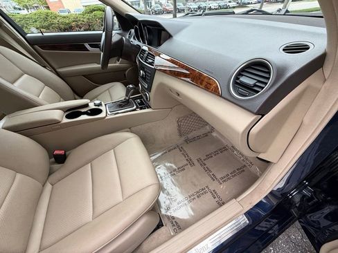 Used 2013 Mercedes-Benz C 300 4MATIC Sedan image 42