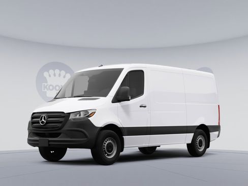 Used 2025 Mercedes-Benz Sprinter 2500 image 1