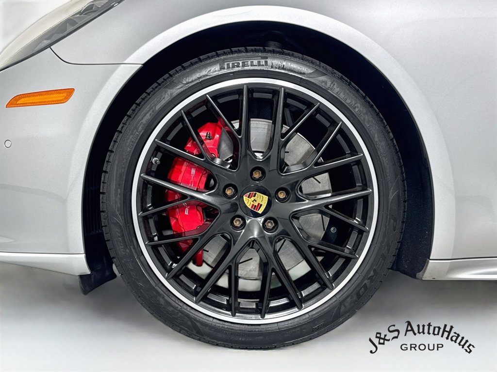 Used 2020 Porsche Panamera GTS w/ Premium Package Plus AWD/4WD image 39