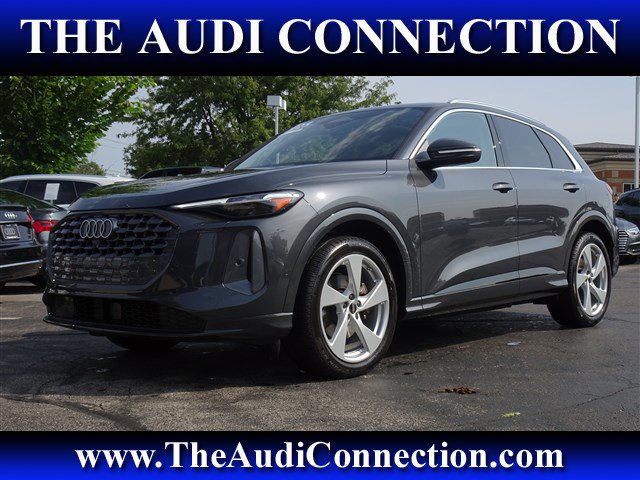 Certified 2025 Audi Q5 Prestige AWD/4WD image 1