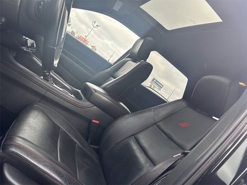 Used 2024 Dodge Durango GT image 35