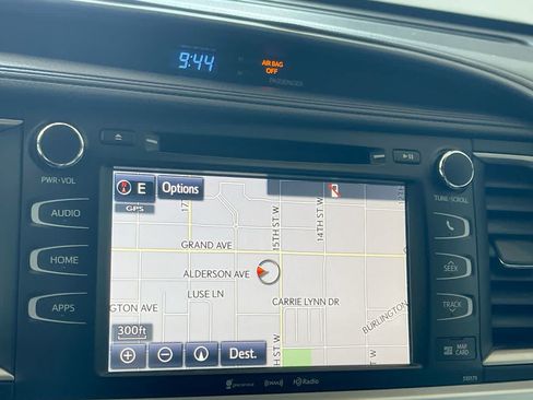 Used 2018 Toyota Highlander XLE AWD/4WD image 18