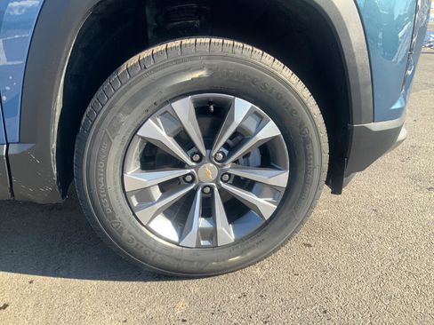 New 2026 Chevrolet Equinox LT w/ Convenience Package II image 9