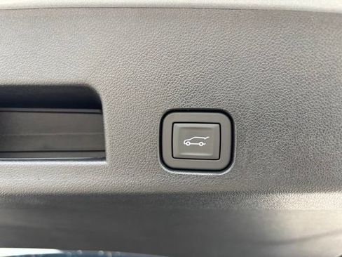 New 2026 Chevrolet Traverse LT w/ Enhanced Driving Package AWD/4WD image 23