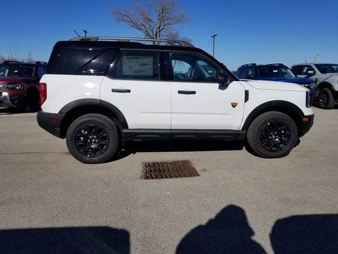 New 2026 Ford Bronco Sport Badlands w/ Badlands Tech Package AWD/4WD image 2