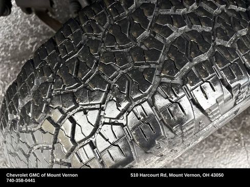 Used 2024 Chevrolet Silverado 2500 Custom w/ Custom Value Package image 20