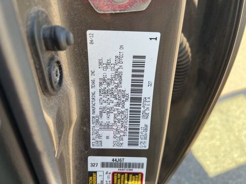 Used 2012 Toyota Tundra 4x4 CrewMax w/ Tow Pkg image 14