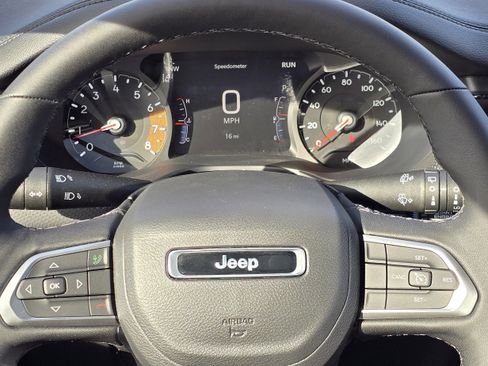 New 2026 Jeep Compass Latitude image 7