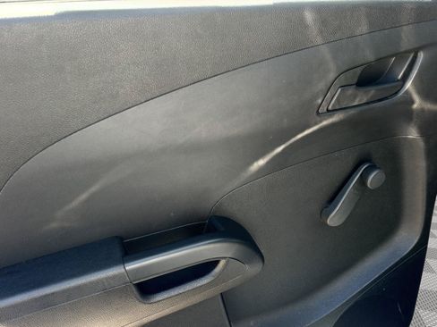 Used 2017 Chevrolet Sonic LT FWD image 25