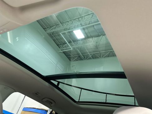 Used 2023 Volkswagen Atlas SE w/ Panoramic Sunroof Package image 29