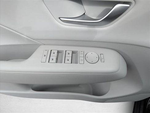 New 2026 Hyundai Kona SEL Premium image 10