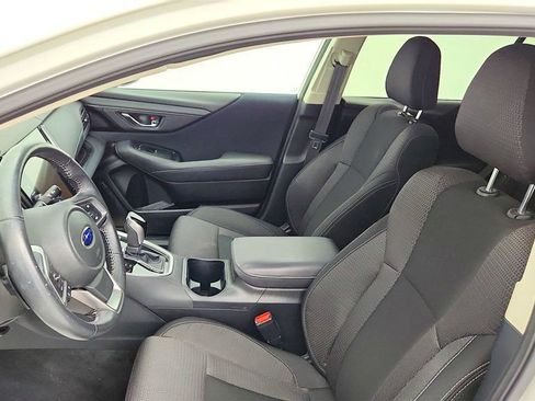 Used 2022 Subaru Outback Premium AWD/4WD image 12