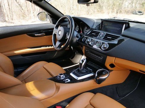 Used 2015 BMW Z4 sDrive35is image 31