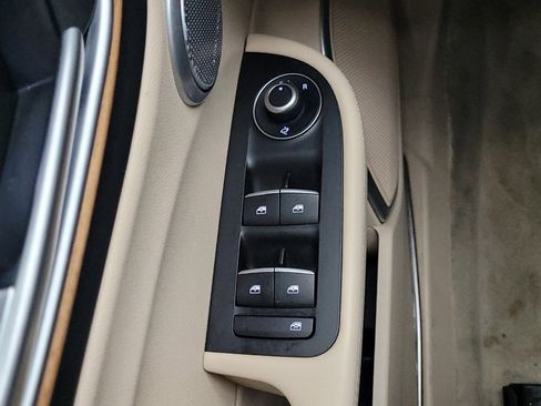 Used 2019 Alfa Romeo Giulia Ti w/ Quick Order Package 22X Lusso image 27