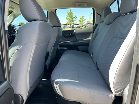 Used 2021 Toyota Tacoma SR5 w/ SR5 Appearance Package (SM) RWD image 21