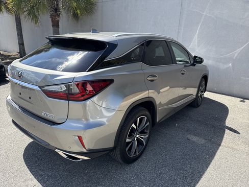 Used 2019 Lexus RX 350 FWD w/ Navigation Package image 2