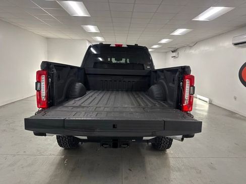 Used 2023 Ford F250 Lariat w/ Lariat Ultimate Package image 7