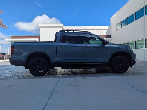 Used 2024 Honda Ridgeline Black Edition image 4