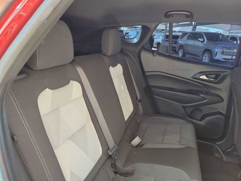 Used 2024 Chevrolet Trax RS w/ Driver Confidence Package image 13