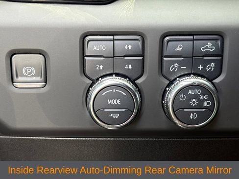 Used 2025 GMC Sierra 2500 Denali w/ Denali Reserve Package AWD/4WD image 13