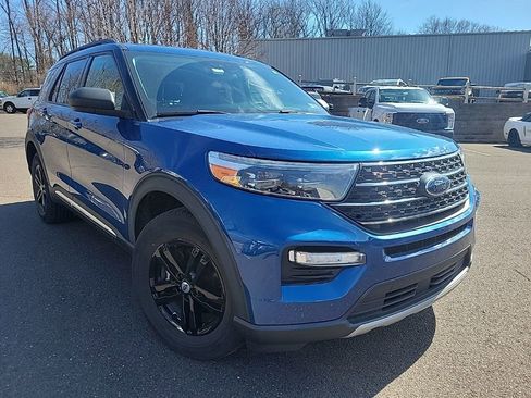 Used 2022 Ford Explorer XLT w/ Equipment Group 202A image 15
