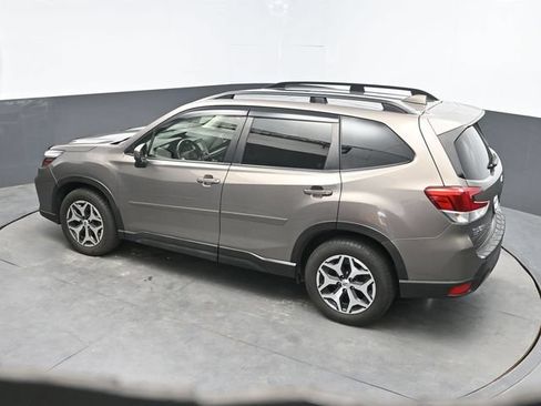 Used 2020 Subaru Forester Premium AWD/4WD image 28