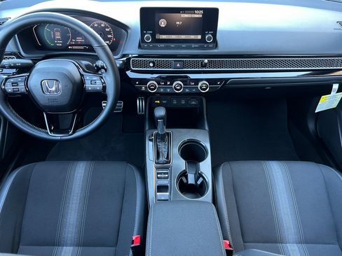 Used 2025 Honda Civic Sport image 13