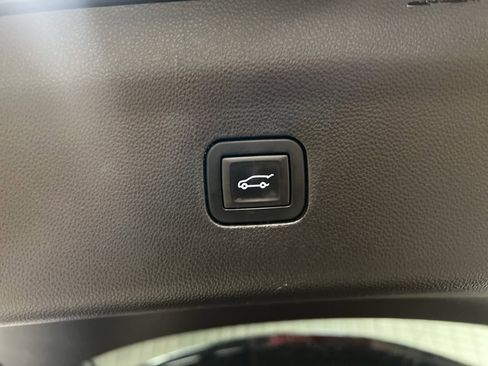 Used 2018 Buick Enclave Premium w/ Trailering Package image 7