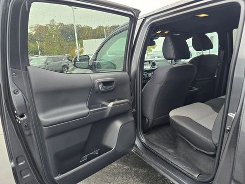 Used 2023 Toyota Tacoma TRD Off-Road w/ Technology Package image 36