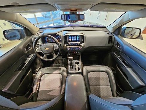 Used 2017 Chevrolet Colorado Z71 image 24