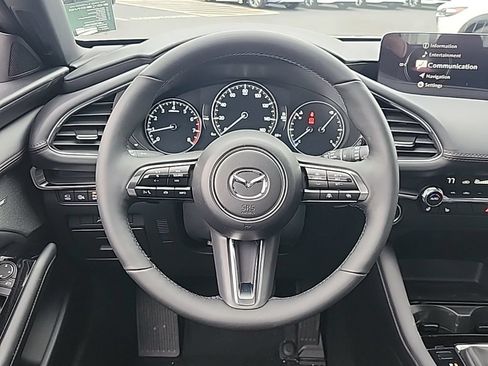 New 2026 MAZDA MAZDA3 Hatchback w/Premium Plus Pkg AWD/4WD image 11