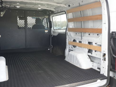 Used 2023 Ford Transit 250 Low Roof w/ Exterior Upgrade Package image 10