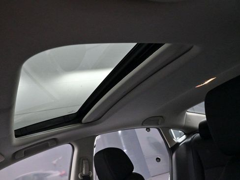 Used 2017 Honda Civic EX-T image 23