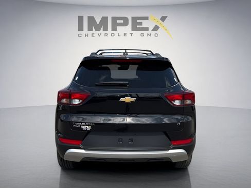 Used 2023 Chevrolet TrailBlazer LT AWD/4WD image 4