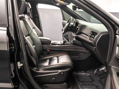 Used 2023 Dodge Durango GT image 44