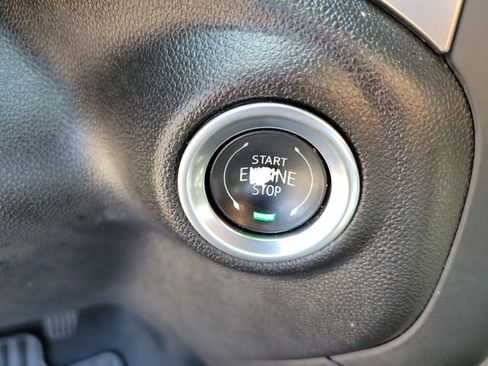 Used 2024 Chevrolet Silverado 1500 Custom image 27