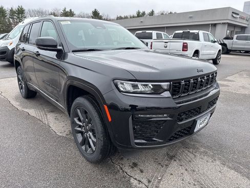 New 2026 Jeep Grand Cherokee Limited AWD/4WD image 7