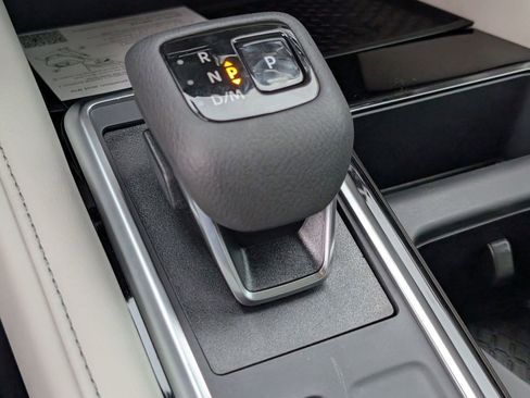New 2026 Nissan Pathfinder SL FWD image 16