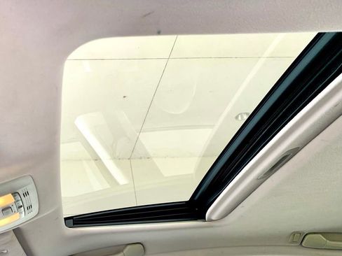 Used 2011 Lexus IS 250 RWD image 12