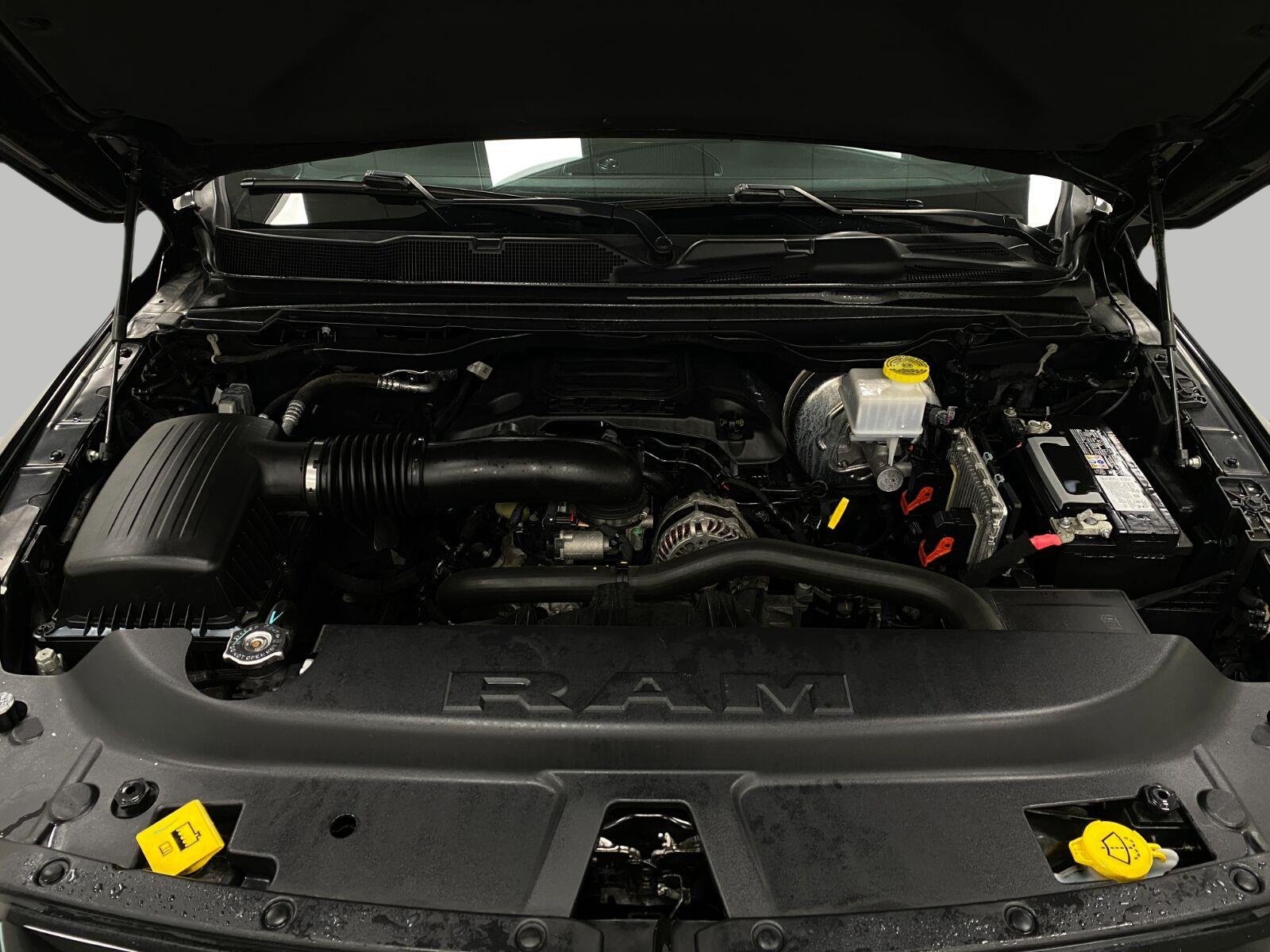 Used 2021 RAM 1500 Big Horn AWD/4WD image 12