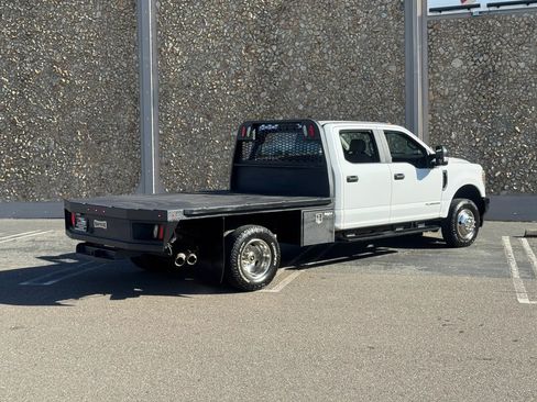 Used 2018 Ford F350 XL w/ Power Equipment Group AWD/4WD image 5