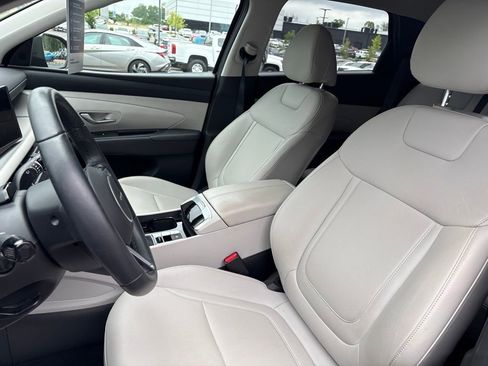 Certified 2025 Hyundai Tucson SEL FWD image 13