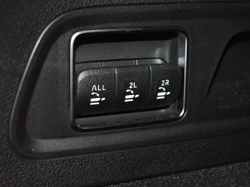 Certified 2024 Mercedes-Benz GLS 450 4MATIC image 35
