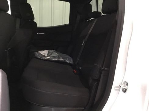 New 2024 Chevrolet Colorado LT w/ LT Convenience Package II image 39