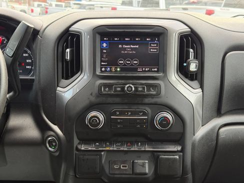 Used 2022 Chevrolet Silverado 1500 Custom w/ LPO, Dark Essentials Package AWD/4WD image 16