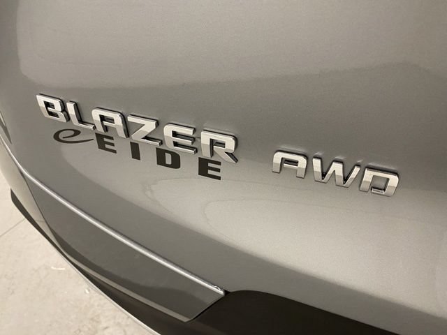 New 2026 Chevrolet Blazer LT w/ Convenience Package AWD/4WD image 36
