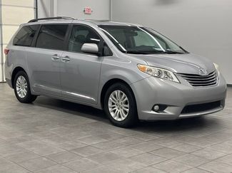 Used 2015 Toyota Sienna XLE w/ XLE Navigation Package FWD video 1