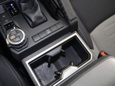 Used 2025 Toyota Tacoma TRD Off-Road image 26