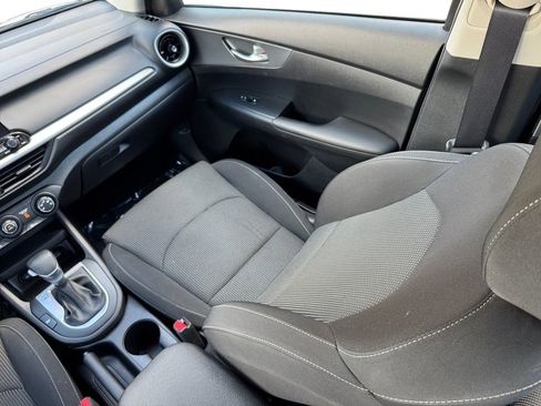 Used 2020 Kia Forte LXS image 17